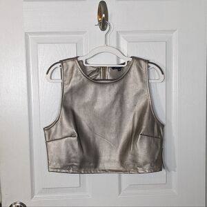 NWT Kirious Metallic Vegan Leather Sleeveless‎ Crop Top Size L